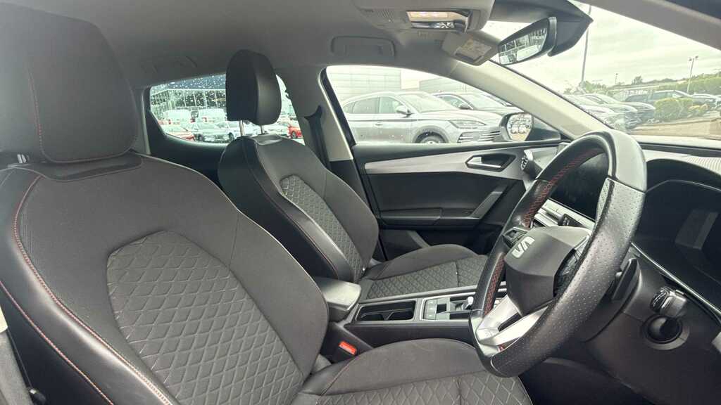 Seat Leon 1.4 Ehybrid Fr Dsg 2021 HY71KVZ Black #2