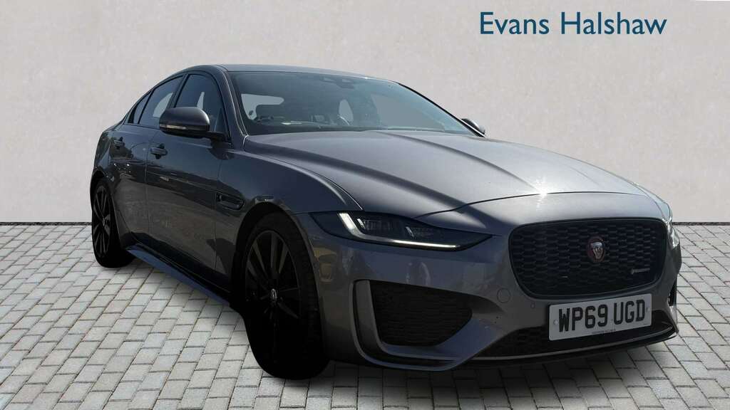 Jaguar XE 2.0D R-dynamic Se 2020 Grey