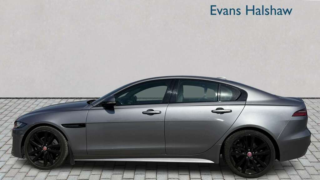 Jaguar XE 2.0D R-dynamic Se 2020 Grey #4