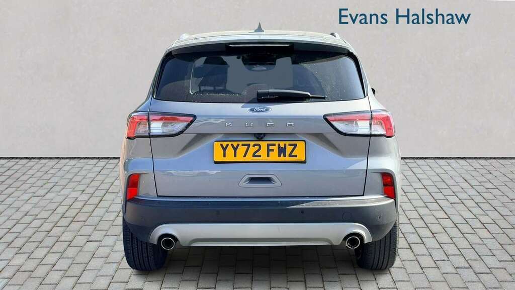 Ford Kuga 1.5 Ecoboost 150 Titanium Edition 2022 YY72FWZ Silver #4