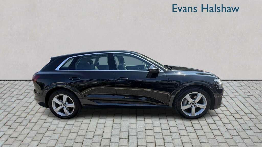 Audi E-tron 230Kw 50 Quattro 71Kwh Technik 2021 Black