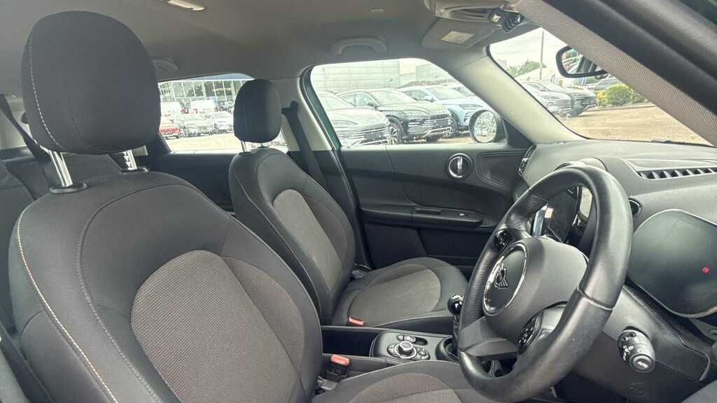 Mini Countryman 1.5 Cooper Classic 2022 Green #2