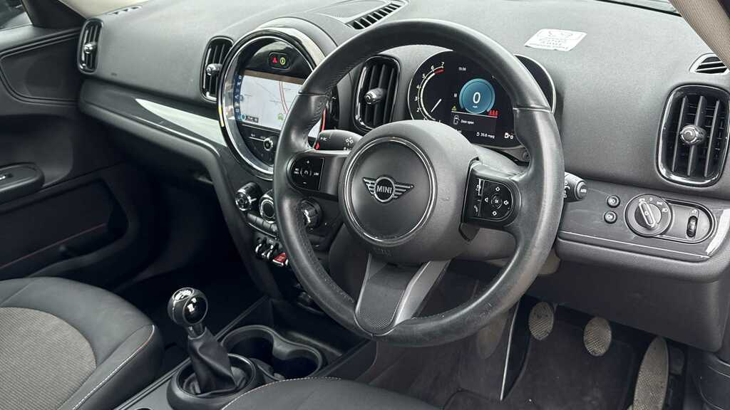 Mini Countryman 1.5 Cooper Classic 2022 Green #3