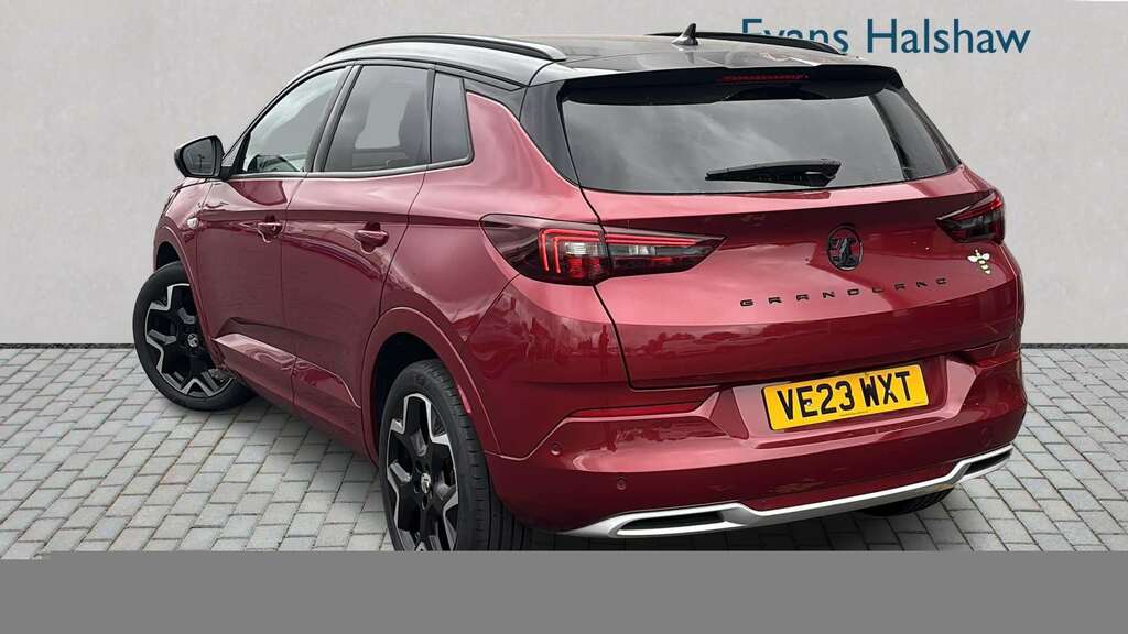 Vauxhall Grandland 1.5 Turbo D Ultimate 2023 Red
