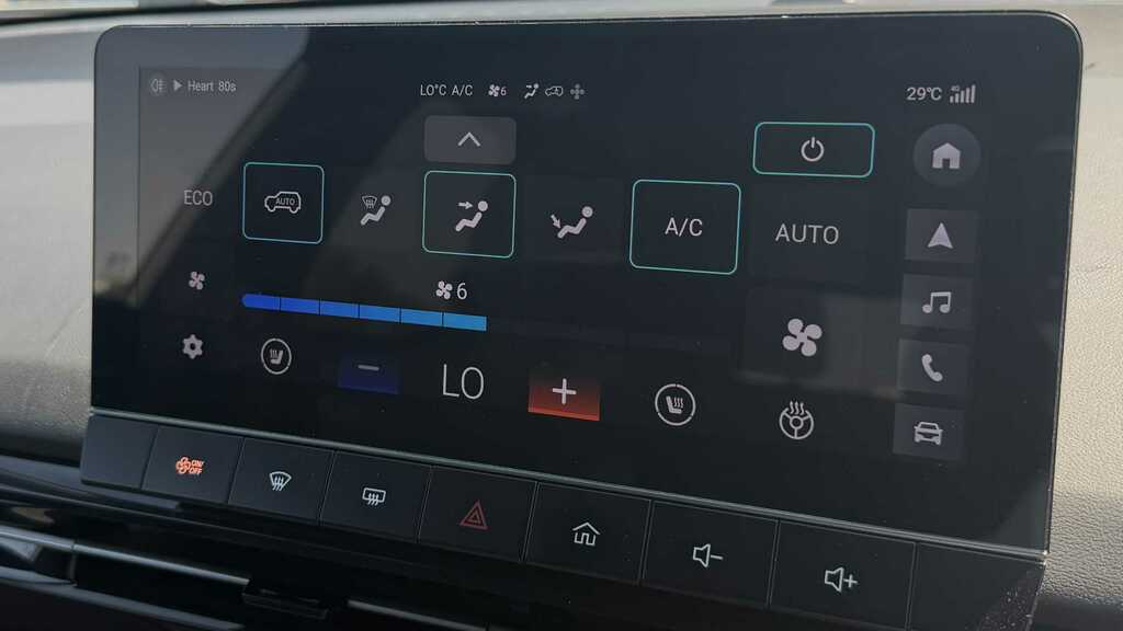 MG MG4 150Kw Trophy Ev Long Range 64Kwh 2024 White #4