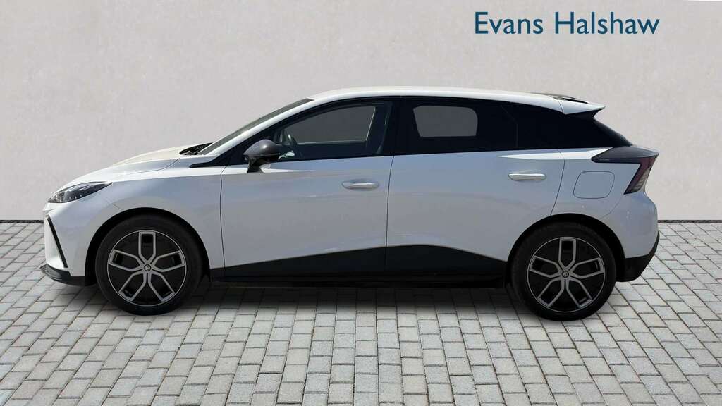 MG MG4 150Kw Trophy Ev Long Range 64Kwh 2024 White #2