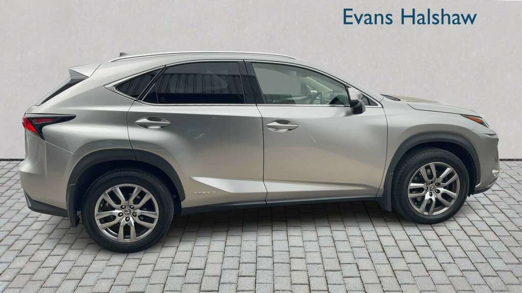 Lexus NX 300H 2.5 Cvt Premium Pack 2019 Silver #3