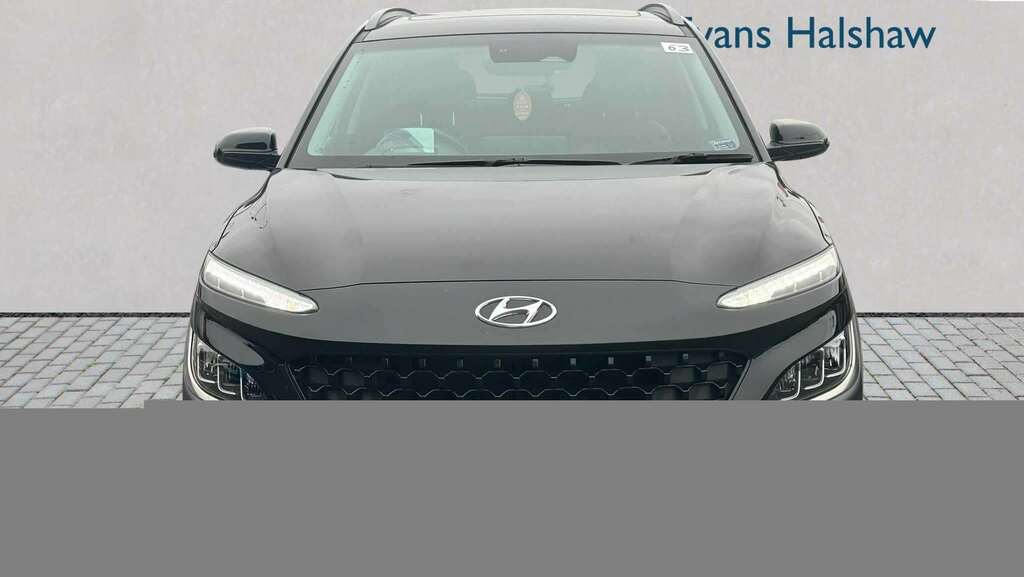 Hyundai Kona 1.6 Gdi Hybrid Ultimate Dct 2023 LB72ULG Black #2