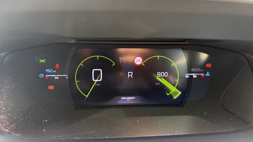 Peugeot 2008 Gt Black #11