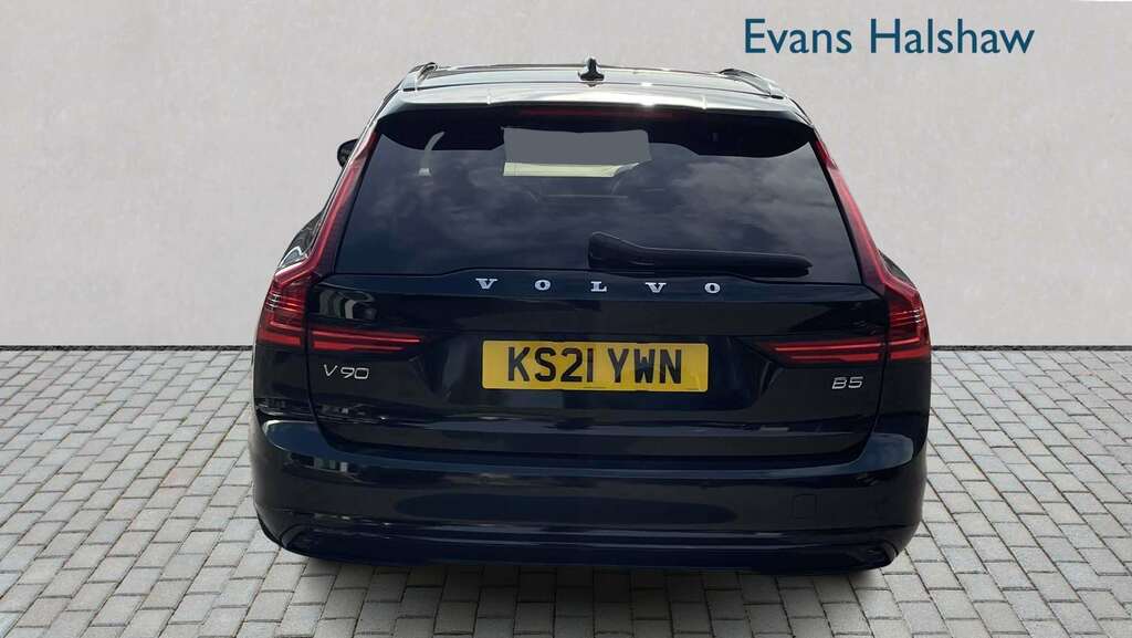 Volvo V90 2.0 B5p R Design 2021 Black #3