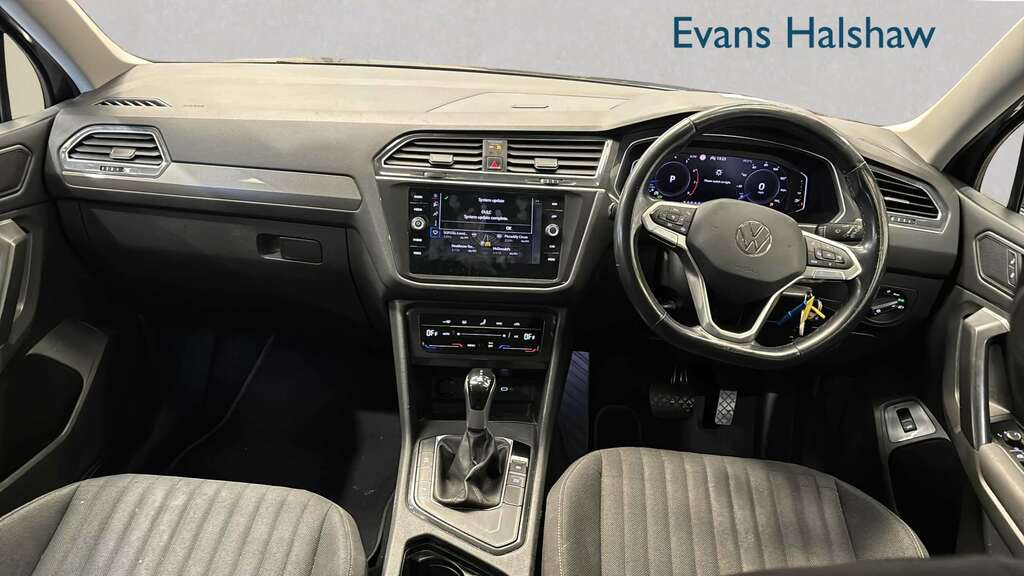 Volkswagen Tiguan Allspace 1.5 Tsi Life Dsg 2023 Grey #4