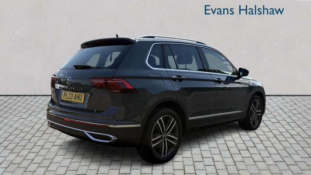 Volkswagen Tiguan 1.5 Tsi 150 Elegance Dsg 2023 PL23AHU Grey #3