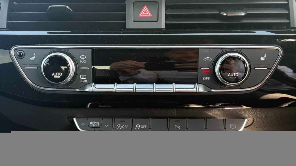 Audi A4 40 Tfsi 204 Black Edition S Tronic 2022 White #6
