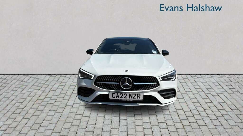 Mercedes-Benz CLA Class 180 Amg Line Premium Night Ed Tip 2022 White