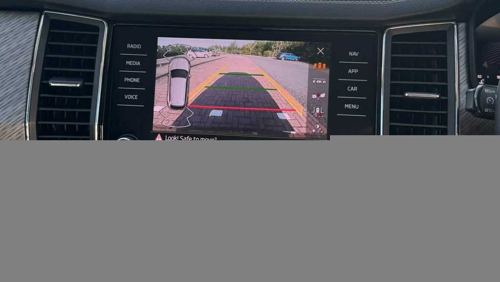 Skoda Kodiaq 1.5 Tsi Se L Executive Dsg 7 Seat 2023 YH23OZU Black #6