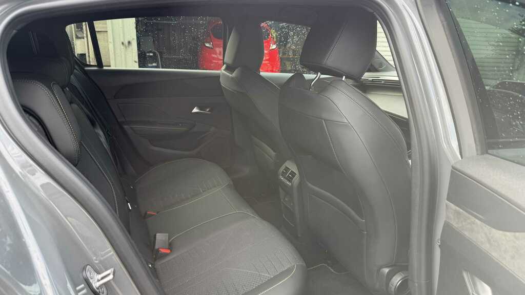 Peugeot 308 1.2 Hybrid 145 Gt E-dsc6 2025 Grey #4