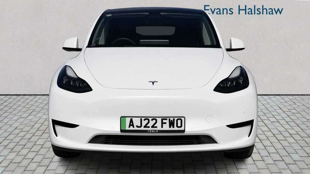 Tesla Model Y Long Range Awd 2022 White #4