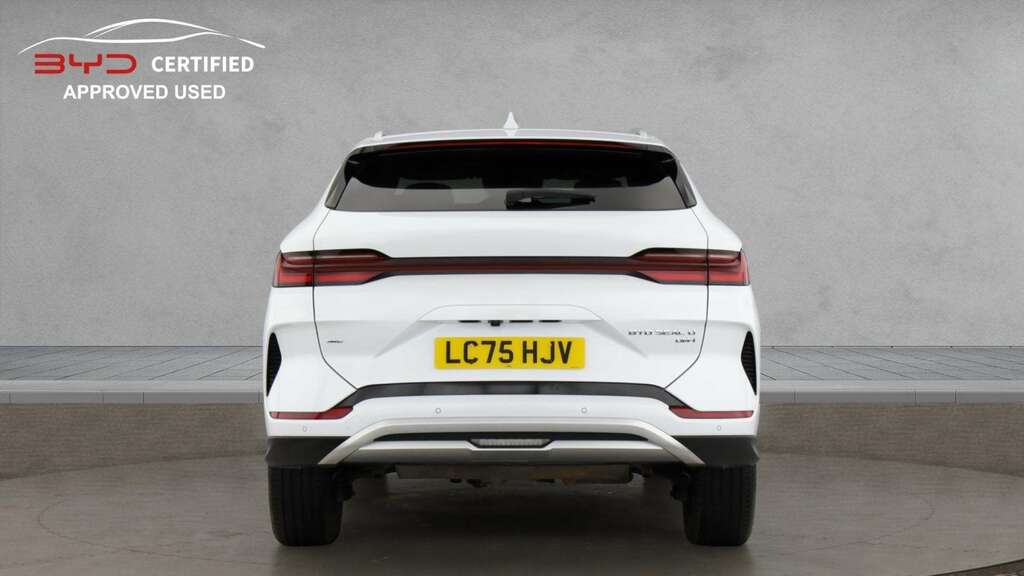 Byd Seal U 1.5T Dm-i Awd Design 2025 LC75HJV White #3