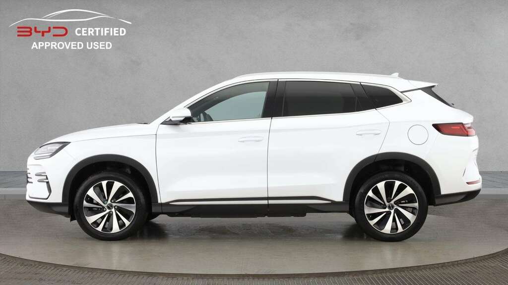 Byd Seal U 1.5T Dm-i Awd Design 2025 LB75PZA White #2