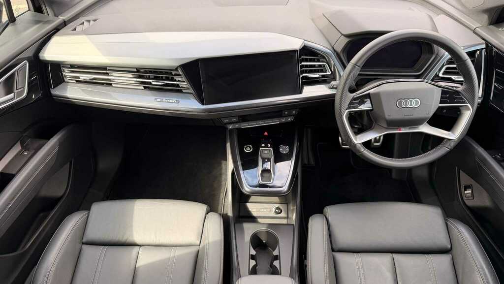 Audi Q4 E Tron 210Kw 45 82Kwh S Line Leather 2024 Black #4