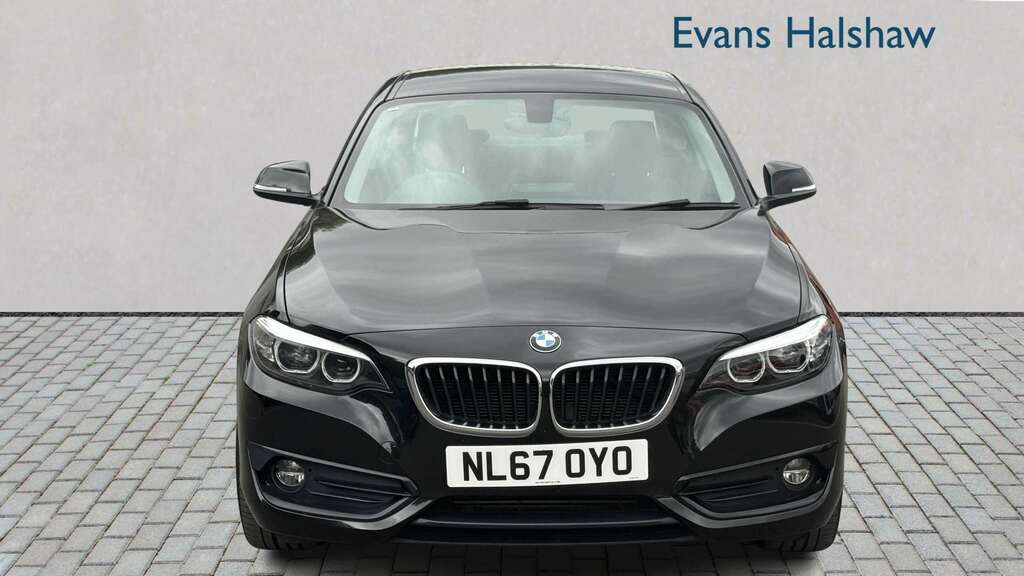 BMW 2 Series 218D Sport Nav 2017 Black #3