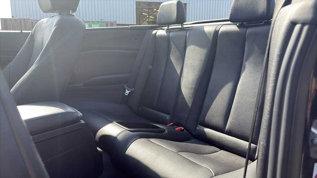 BMW 2 Series 220D M Sport White #11