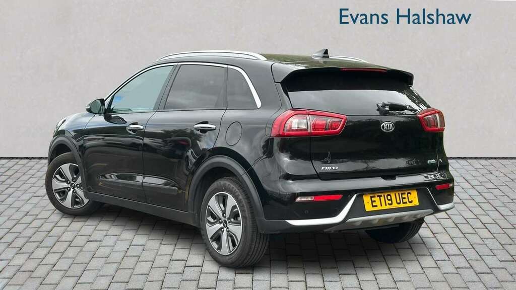 Kia Niro 1.6 Gdi Hybrid 2 Dct 2019 Black #2
