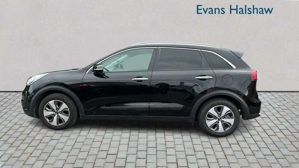 Kia Niro 1.6 Gdi Hybrid 2 Dct 2019 Black #4