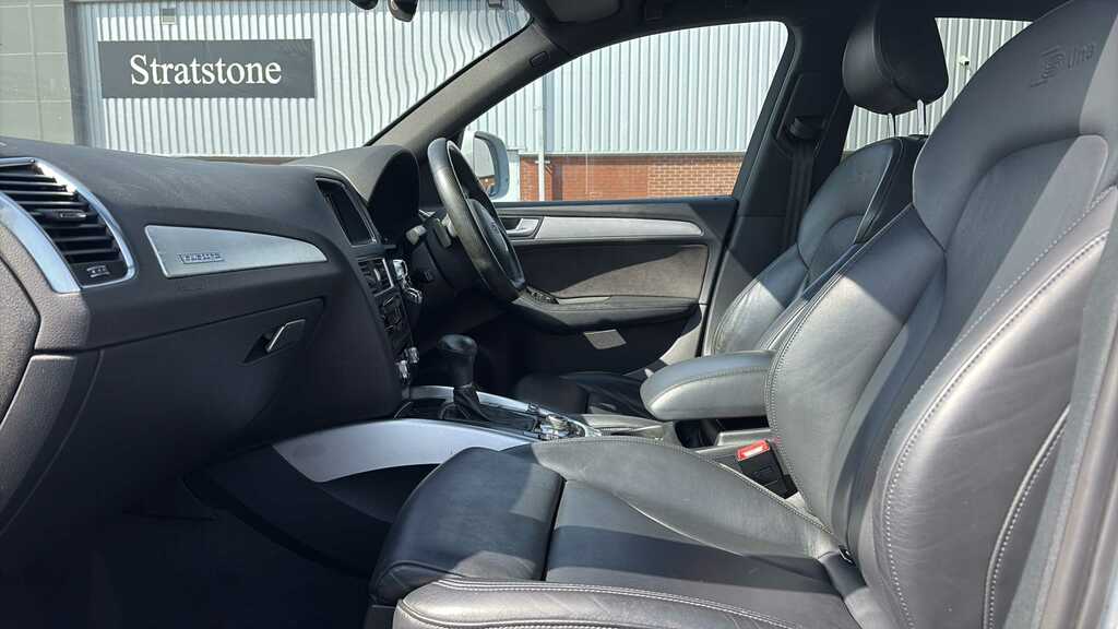 Audi Q5 2.0 Tdi Quattro S Line Plus 187 Bhp Blue #9