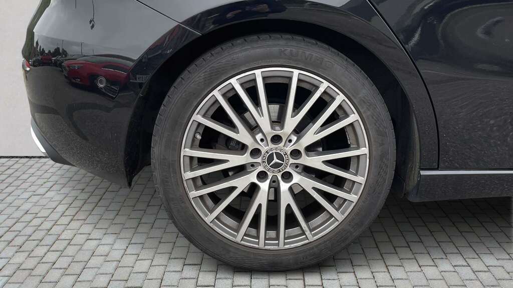 Mercedes-Benz A Class A200 Amg Line White #5