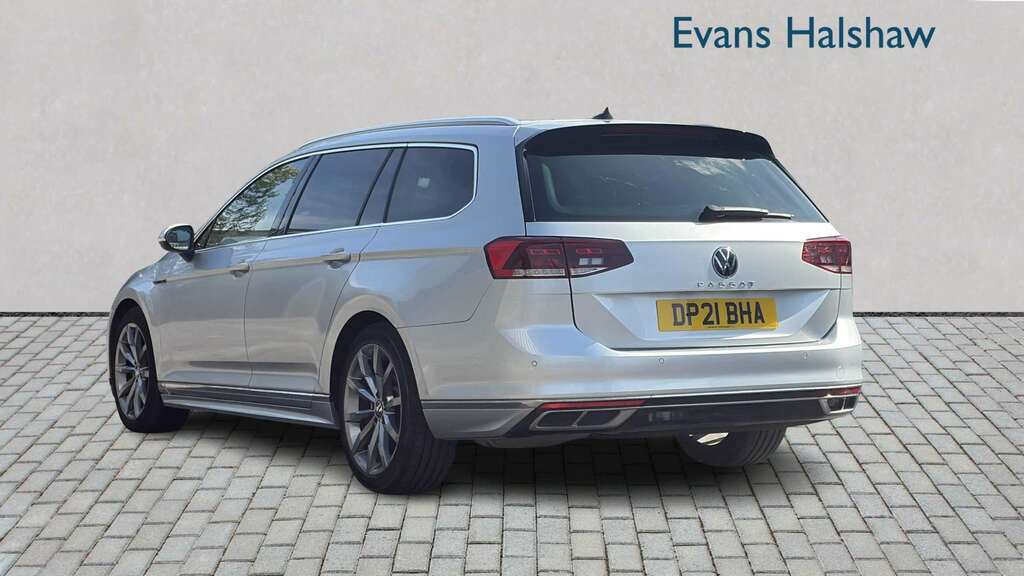 Volkswagen Passat 1.5 Tsi Evo R-line Dsg 2021 Silver #2