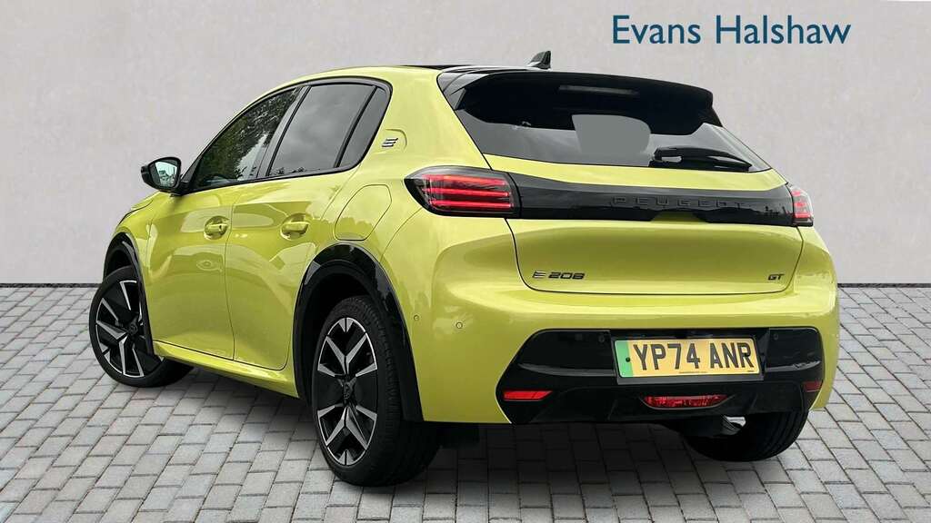 Peugeot e-208 115Kw Gt 51Kwh 2025 Yellow