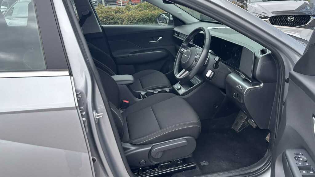 Hyundai Kona E 218Ps Ultimate White #7