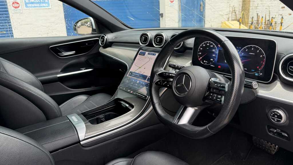 Mercedes-Benz C Class Estate Black #4