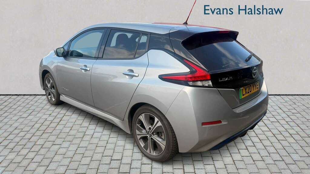 Nissan Leaf 110Kw Tekna 40Kwh 2020 LX20YYE Silver #4