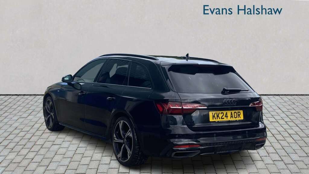 Audi A4 35 Tdi Black Edition S Tronic 2024 Black #2