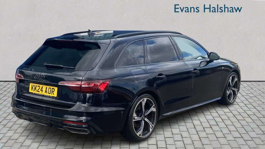 Audi A4 35 Tdi Black Edition S Tronic 2024 Black #3