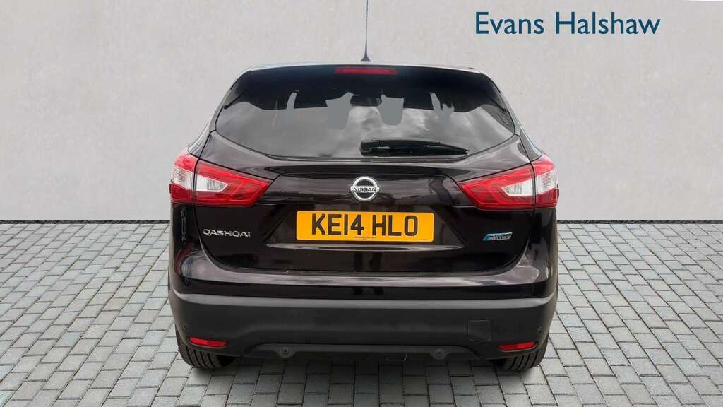 Nissan Qashqai Hatchback Beige #5