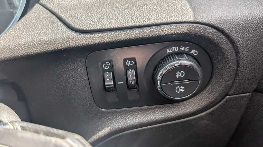 Vauxhall Grandland X X Tech Line Red #17