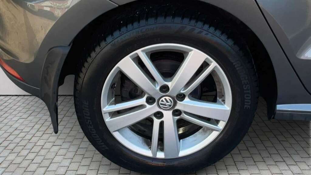 Volkswagen Polo Hatchback White #4