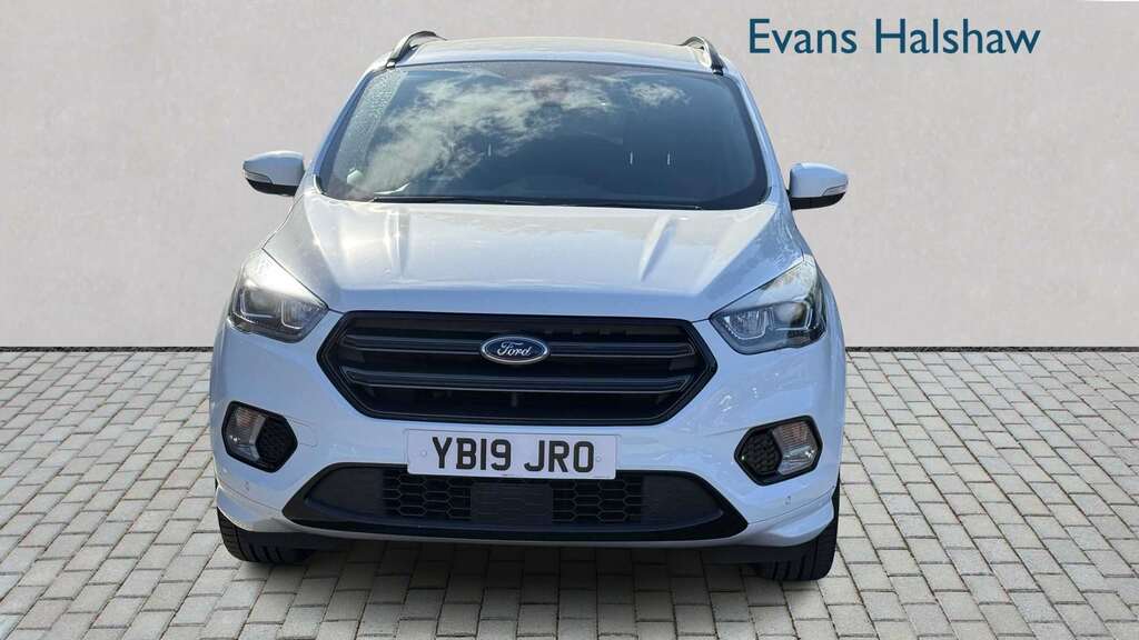 Ford Kuga 1.5 Tdci St-line 2Wd 2019 White #4