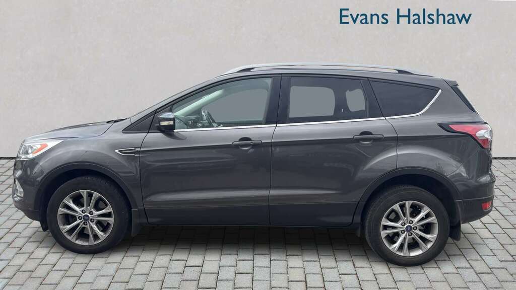 Ford Kuga 2.0 Tdci Titanium 2Wd 2017 Grey #3