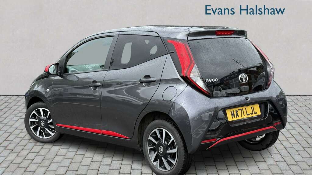 Toyota Aygo 1.0 Vvt-i X-trend Tss 2021 Grey #2