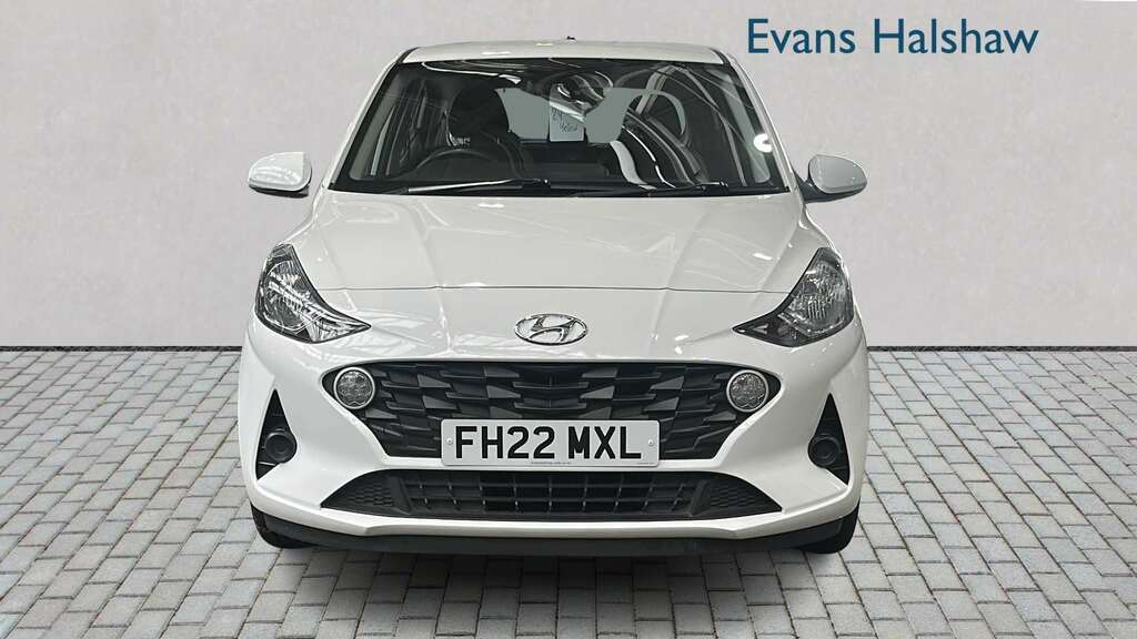 Hyundai I10 1.2 Mpi Se Connect 2022 White #4
