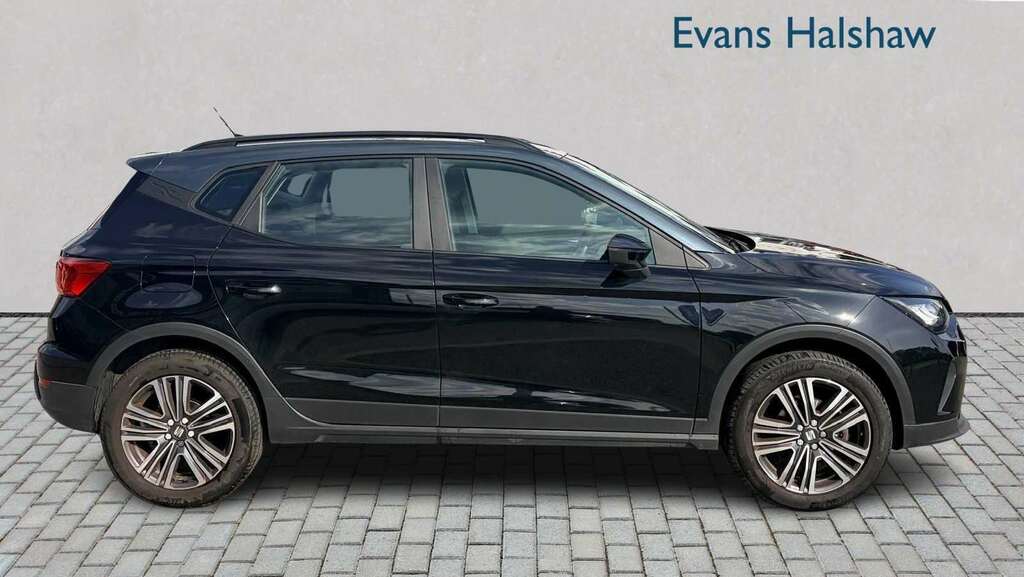 Seat Arona 1.0 Tsi 110 Se Technology Dsg 2022 Black #3