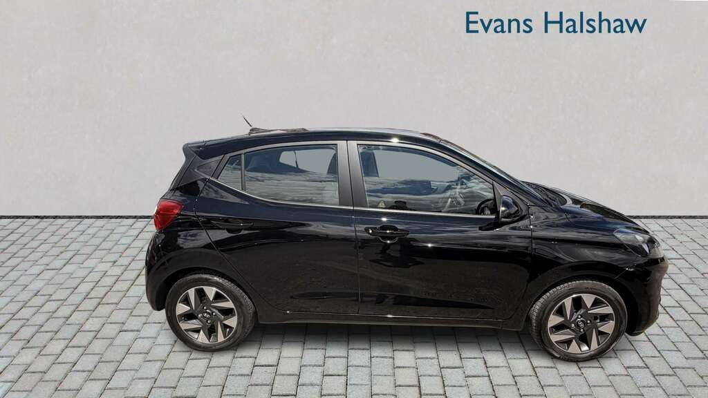 Hyundai I10 1.0 63 Advance Nav 2026 Black #3