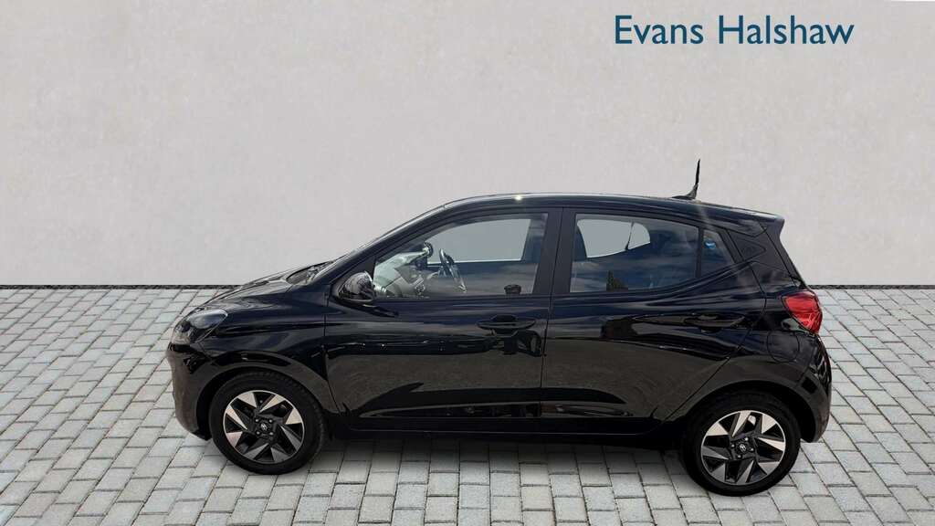Hyundai I10 1.0 63 Advance Nav 2026 Black #5