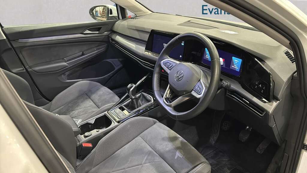 Volkswagen Golf 1.5 Tsi Style 2024 White #2
