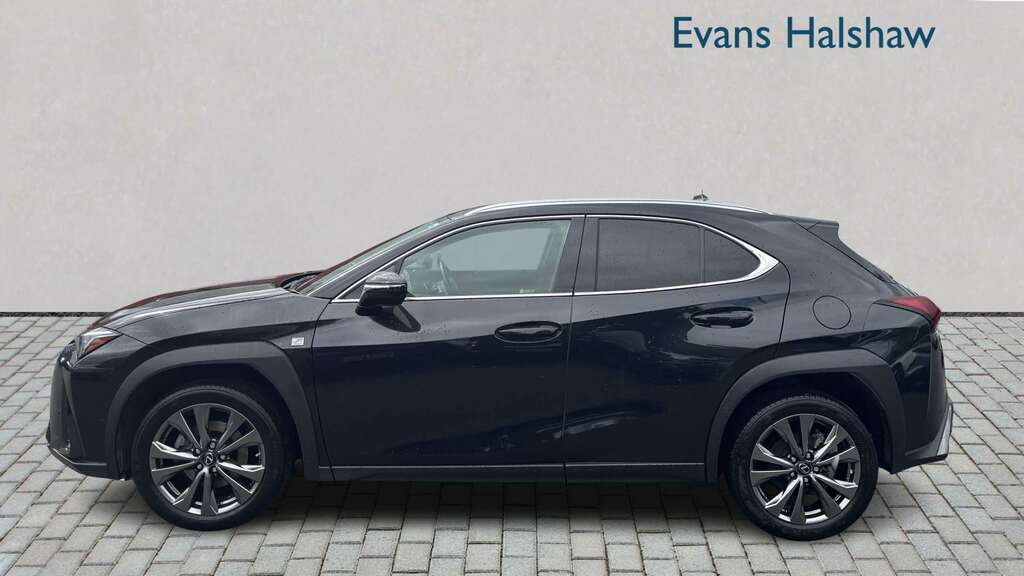 Lexus UX 250H 2.0 F-sport Design Cvt 2023 Black #2