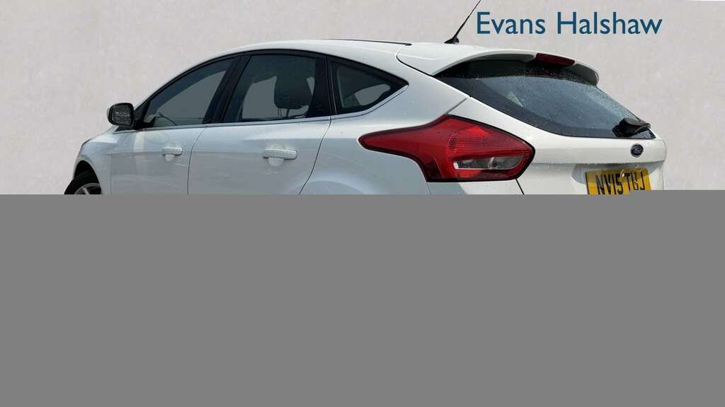 Ford Focus 1.0 Ecoboost Zetec 2015 White